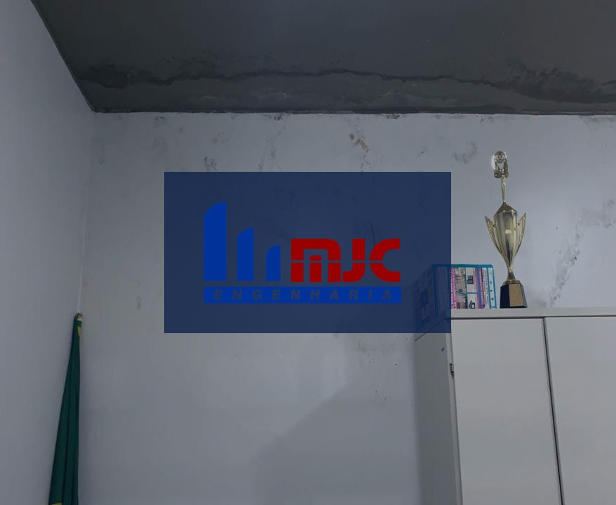 Polícia Rodoviária Federal — PRF —  Limpeza de pintura antiga;